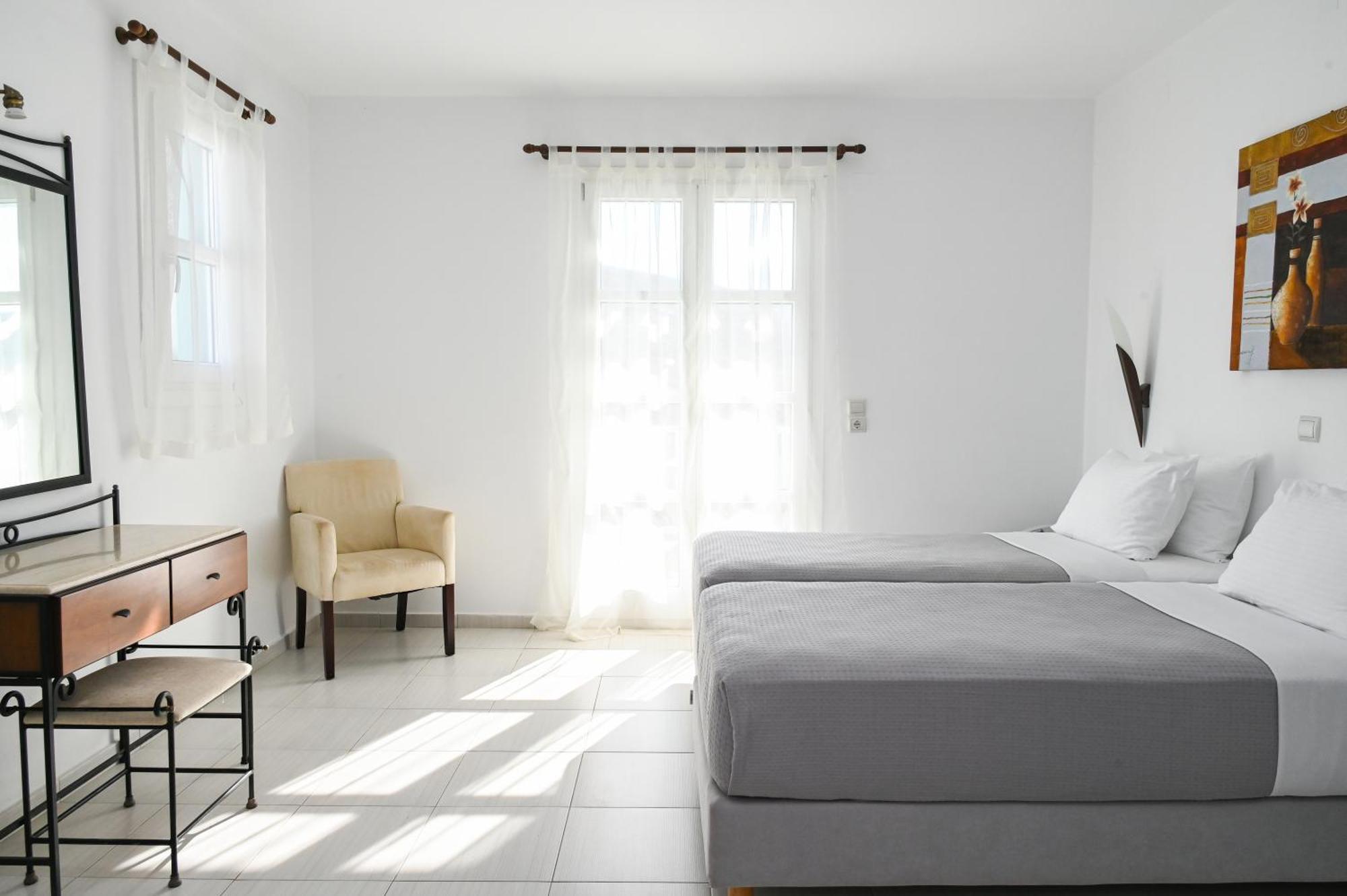 Asterias Boutique Hotel Пачаина Экстерьер фото
